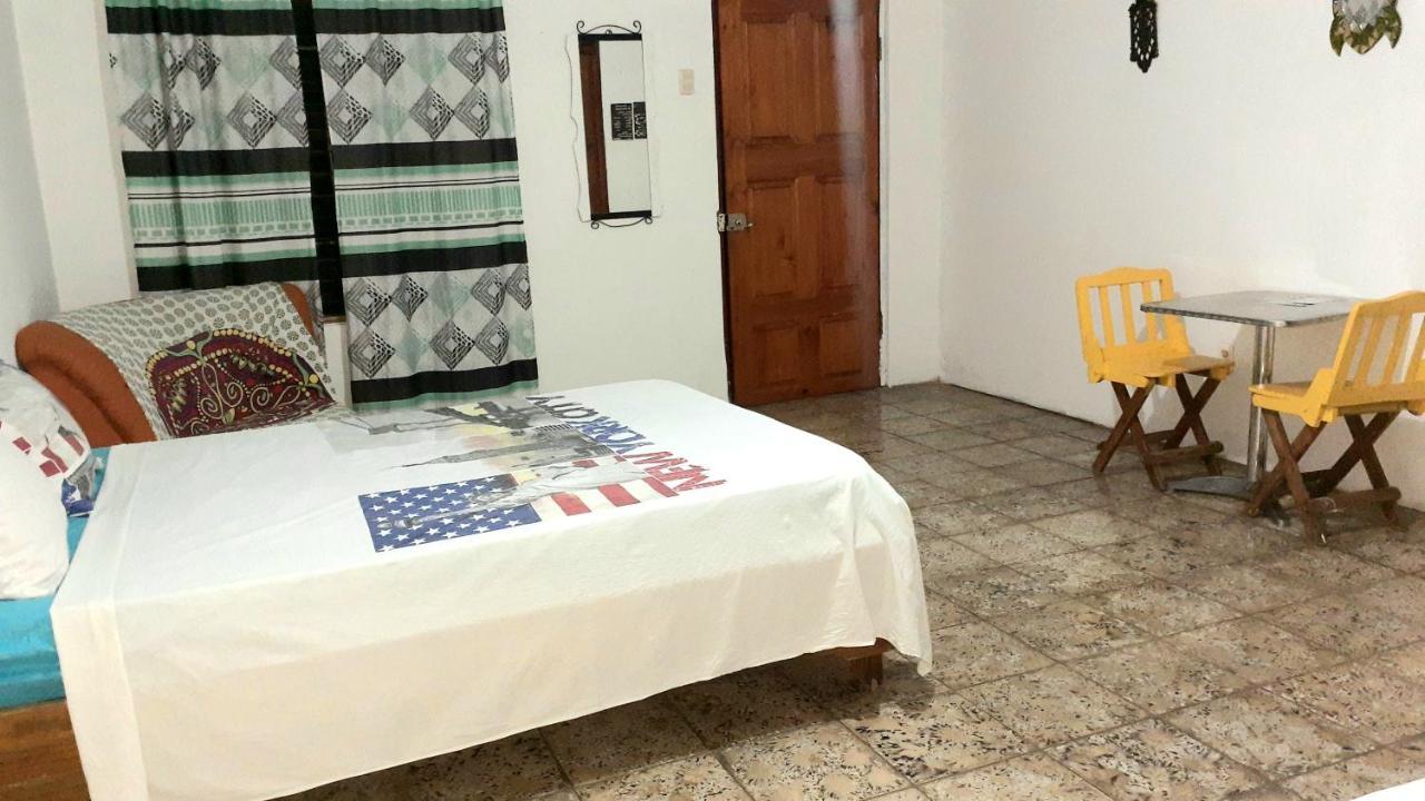 Rooms Palmeras Cahuita Εξωτερικό φωτογραφία