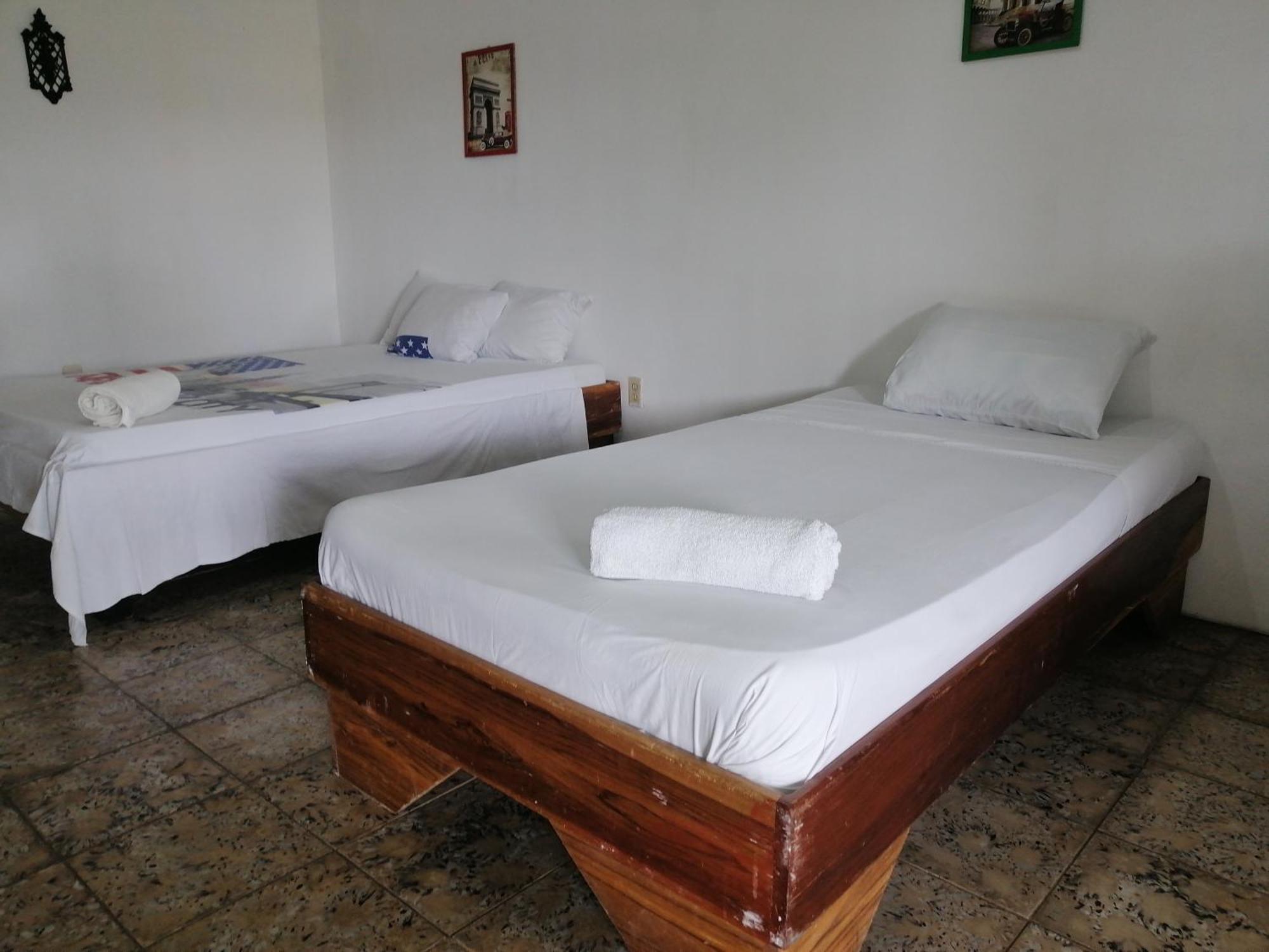 Rooms Palmeras Cahuita Εξωτερικό φωτογραφία