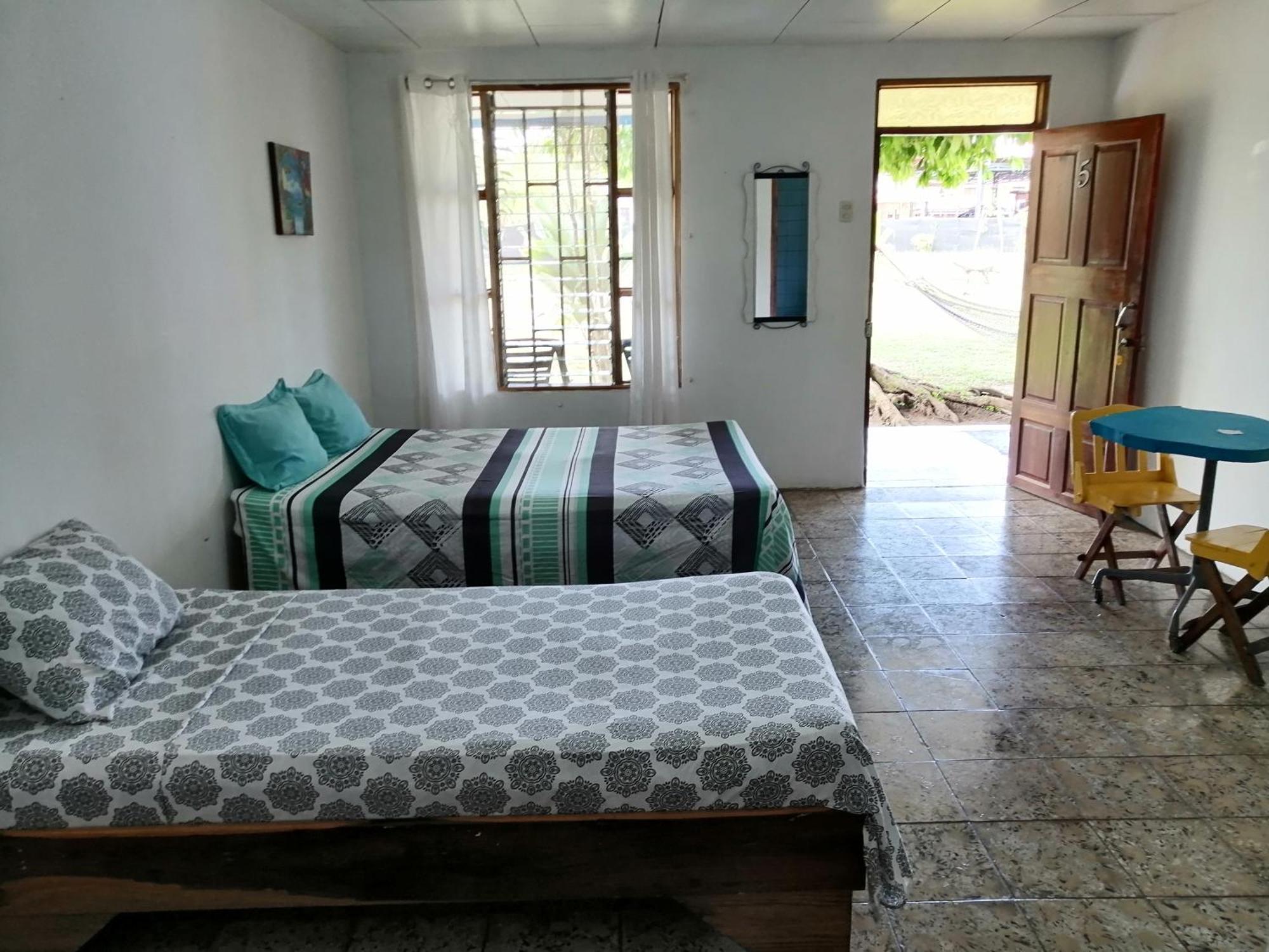 Rooms Palmeras Cahuita Εξωτερικό φωτογραφία