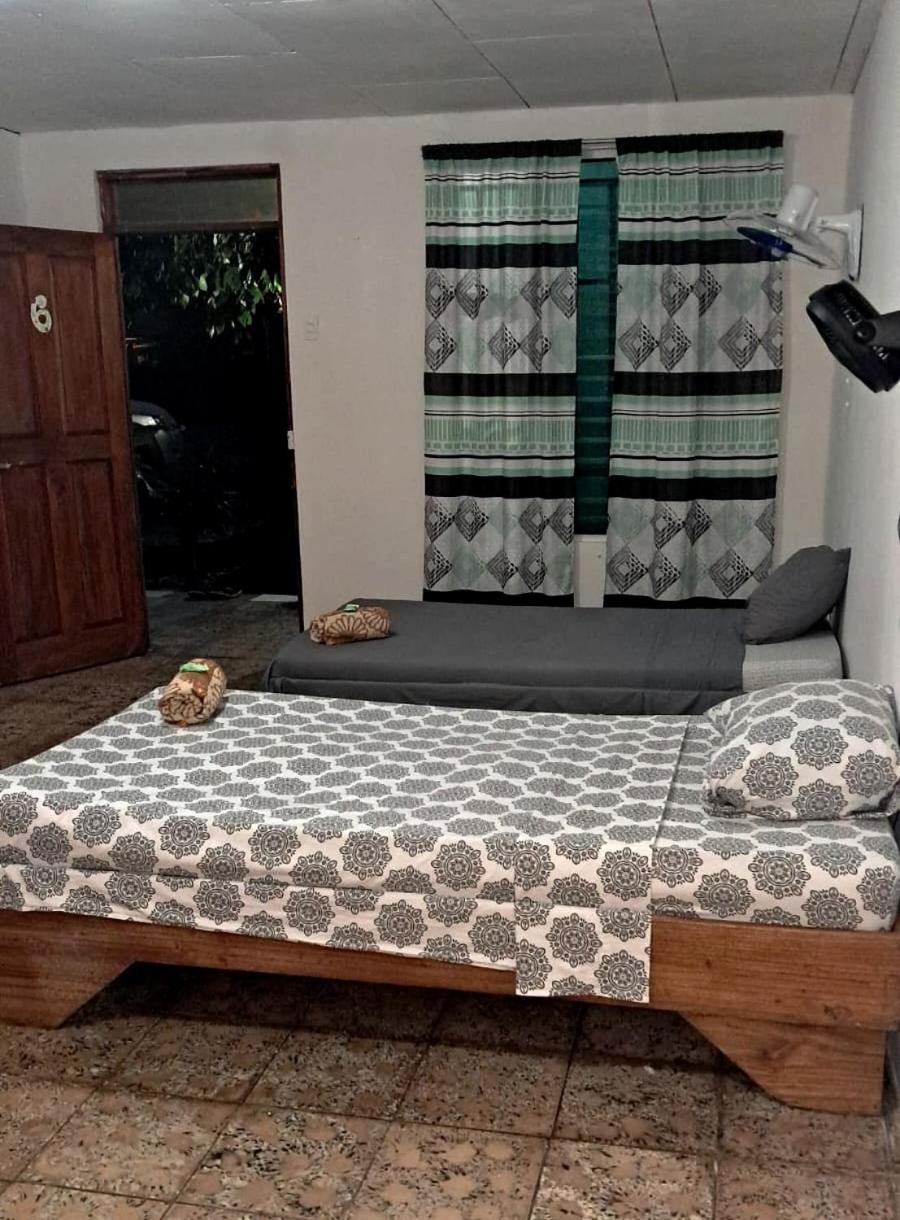 Rooms Palmeras Cahuita Εξωτερικό φωτογραφία